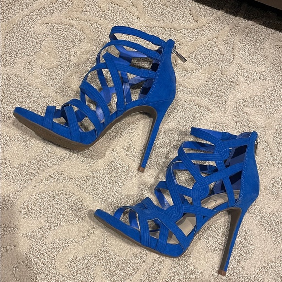 Jessica Simpson - Picture 2 of 3